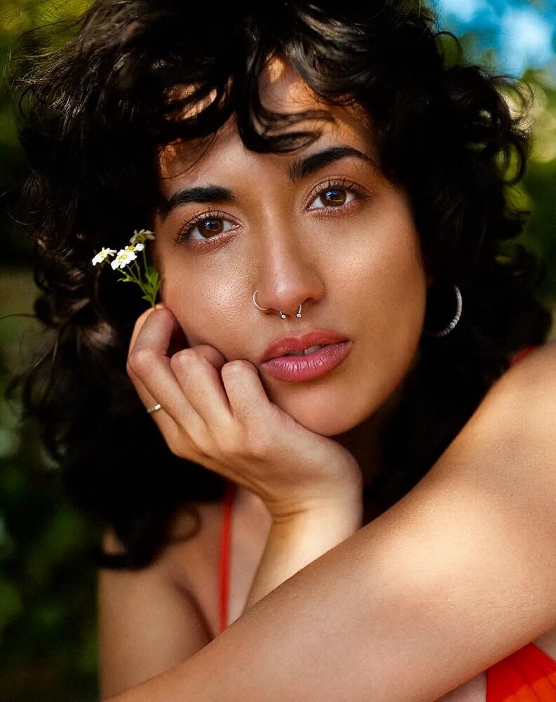 Yasmin V | RMG Models